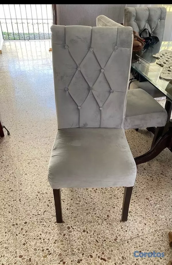 muebles y colchones - Vendo juego de comedor con tope de cristal  5