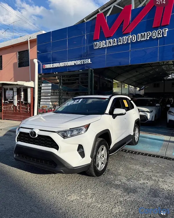 jeepetas y camionetas - Toyota RAV4 XLE 2021 2