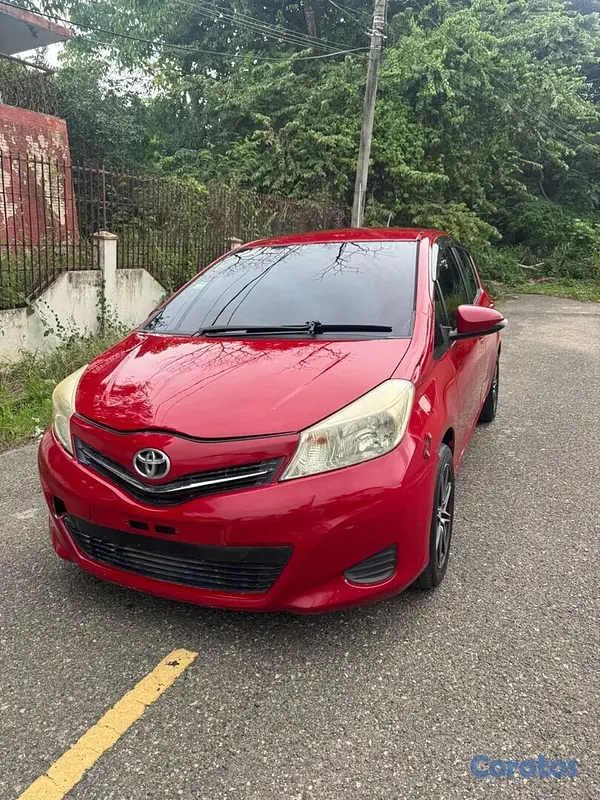 carros - Toyota Vitz 2012  11