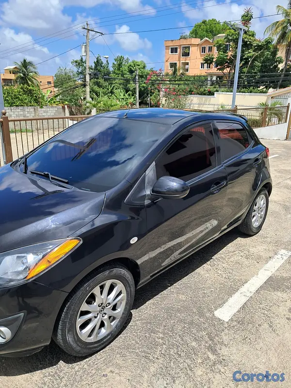 carros - Mazda 2 touring 2014 Americano. 6