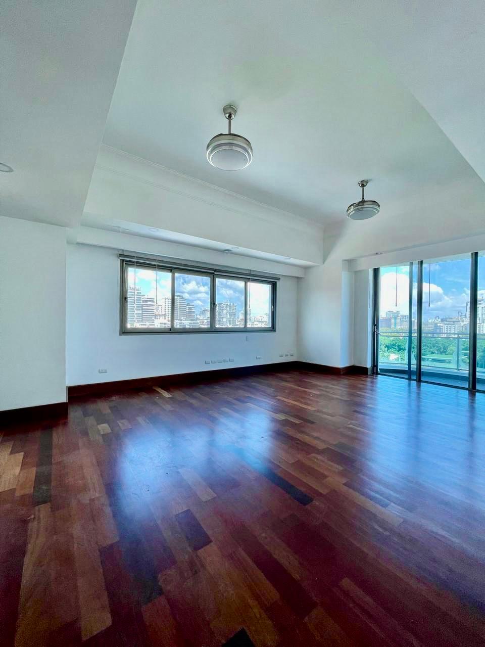 apartamentos - Apartamento en la Anacaona de 4 habitacionesy 4pq 4