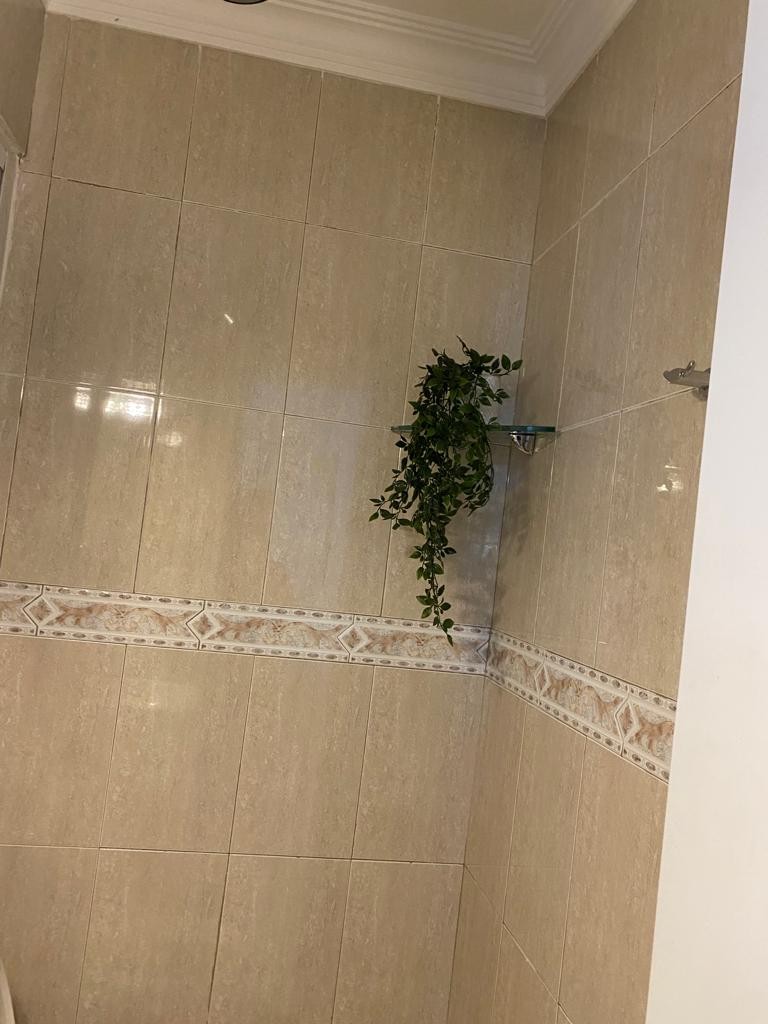 apartamentos - Sector Gazcue 
Entre Bolivar y Pasteur.. muy céntrico .
1 Hab 
1 1/2 baño 
1er n 8