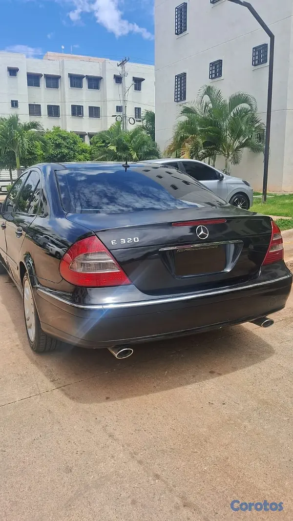 carros - MERCEDES BENZ E320 AÑO 2004 PANORÁMICO 4