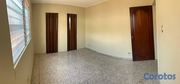 casas - CASA DE DOS NIVELES EN VENTA  Los Restauradores (Cerca de Jumbo Luperón) 8
