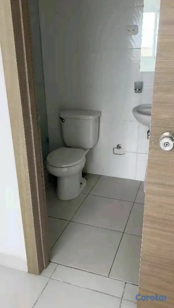 apartamentos - alquilo 2da con terraza en Terrazul 
25,000 
3 hab y 2 baños 6