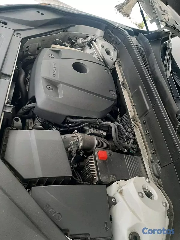 jeepetas y camionetas - volvo XC90 2018 t5 7