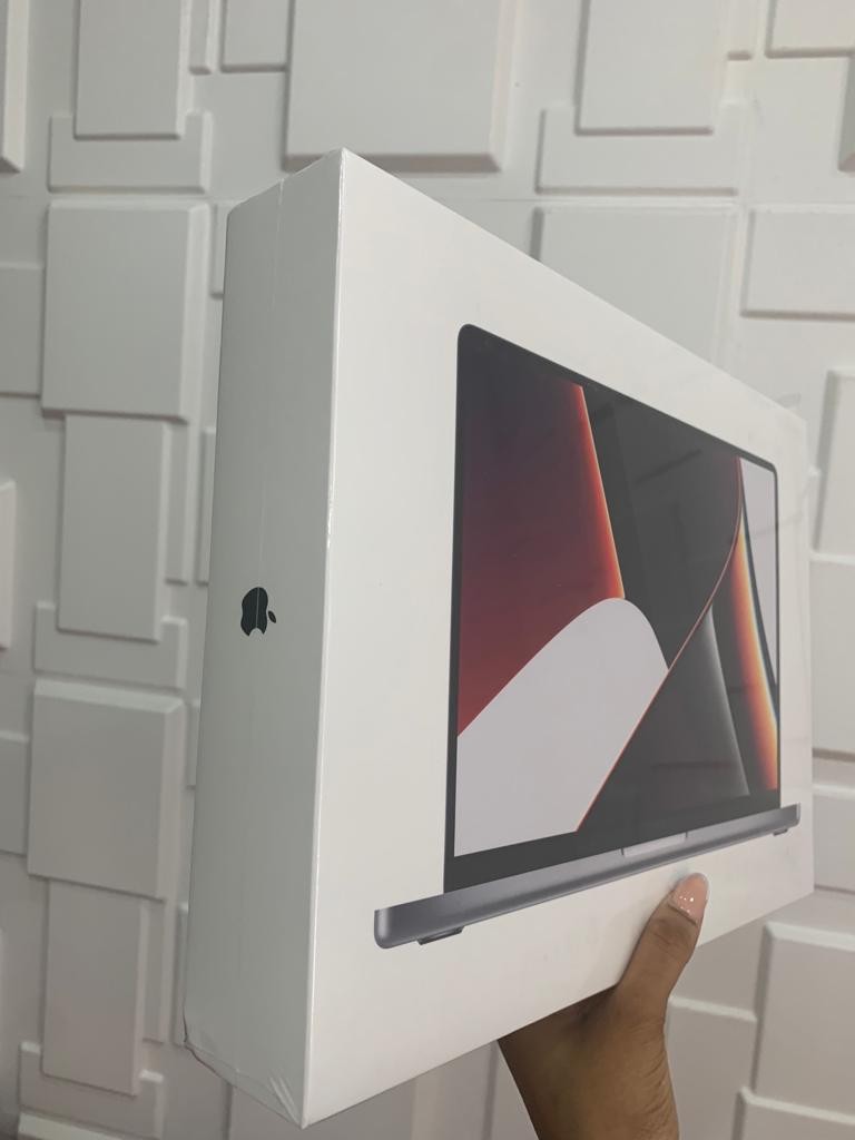 celulares y tabletas - MacBook Pro 14-inch 2021 32gb RAM 1TB 2
