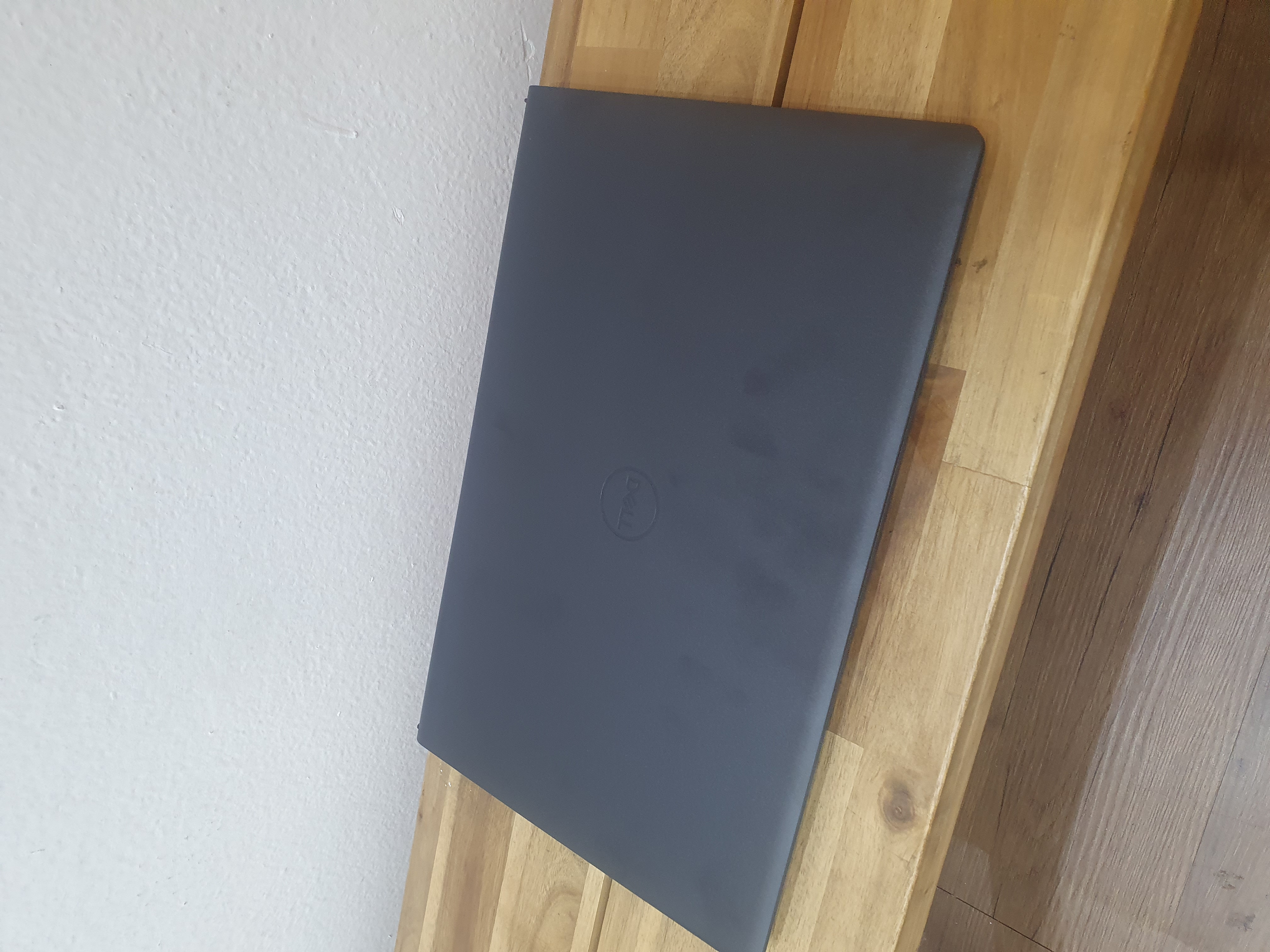 computadoras y laptops - Laptop Dell Inspiron 15, AMD Ryzen 7 7730U, 16GB RAM, 512GB SSD, 15.6" FHD nueva 3