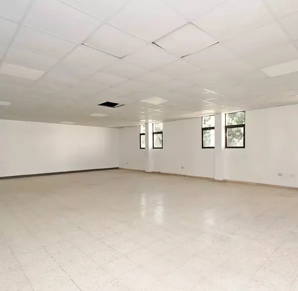 oficinas y locales comerciales - Local en Naco 3