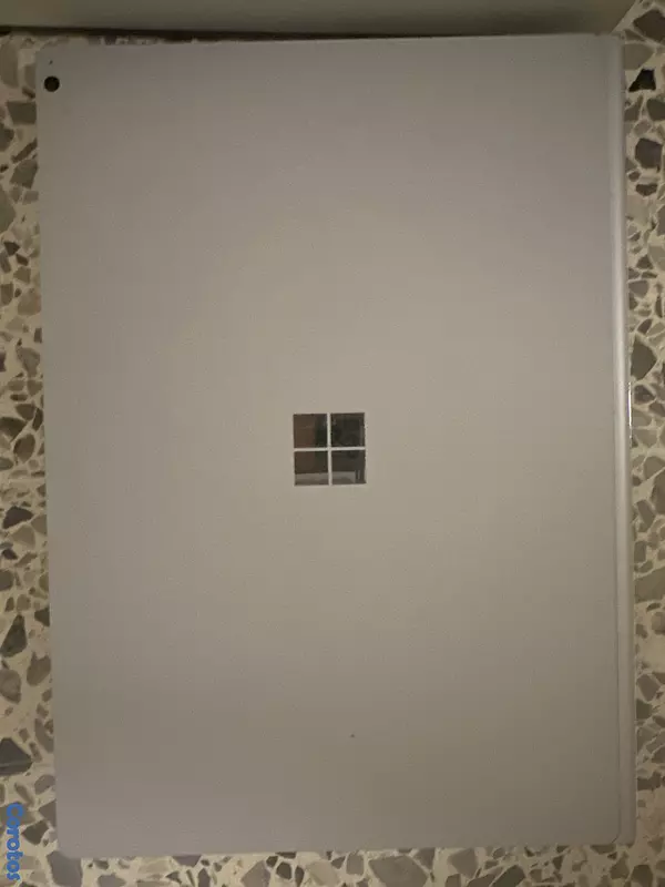 computadoras y laptops - Laptop Microsoft surface book 2 15” incluye Pen $39,000  4