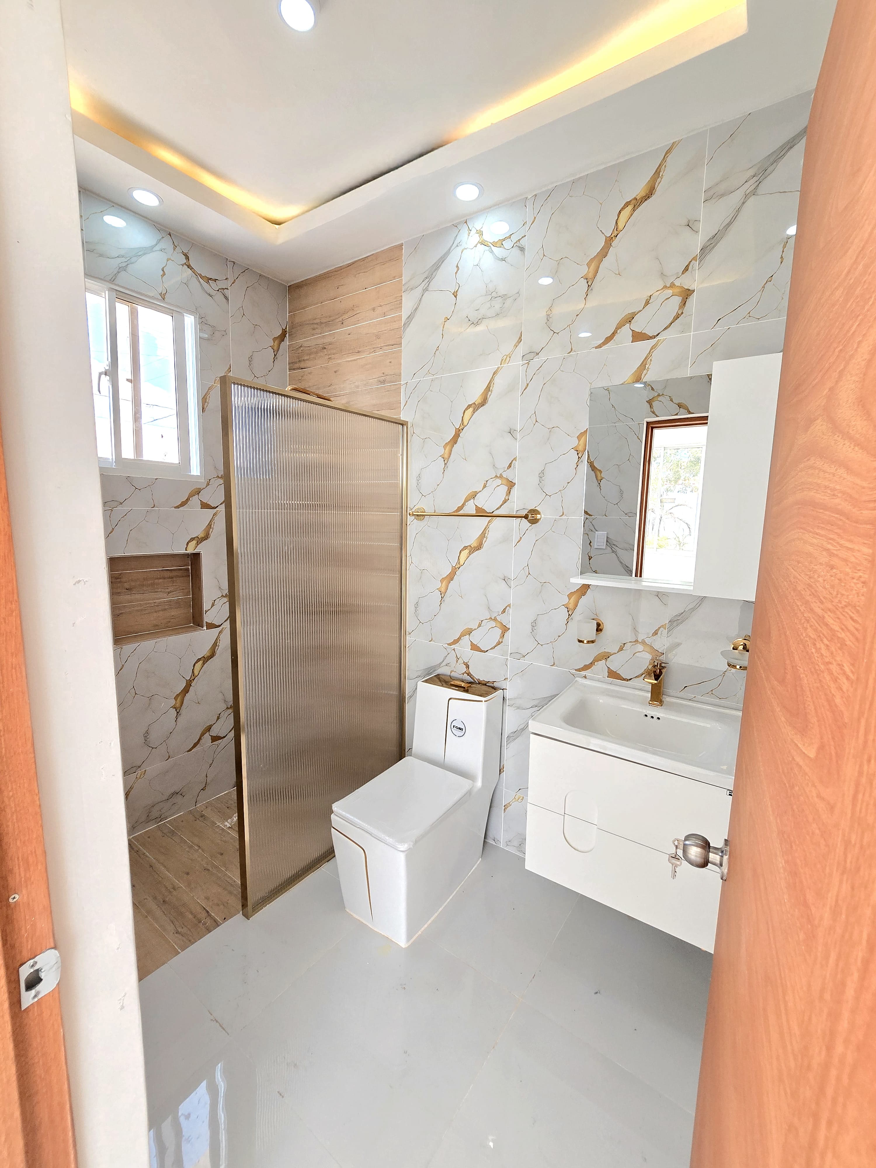 casas - CASA EN VENTA EN SANTO DOMINGO. 6