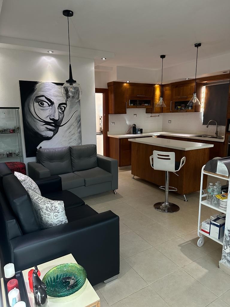 casas - Casa en las carmelitas en santiago de los caballeros 
 7