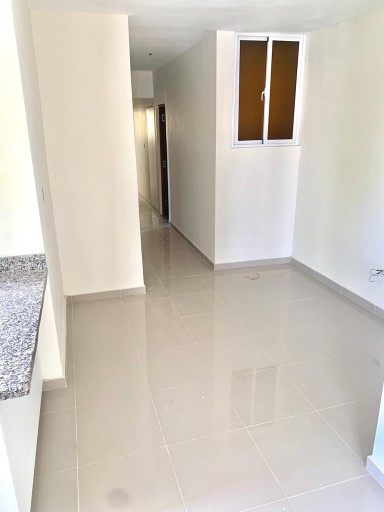 apartamentos - Vendo apartamento en Av. Independencia, 2do Nivel.  7