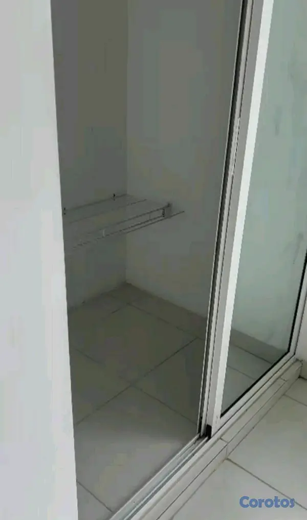 apartamentos - alquilo 2da con terraza en Terrazul 
25,000 
3 hab y 2 baños 4