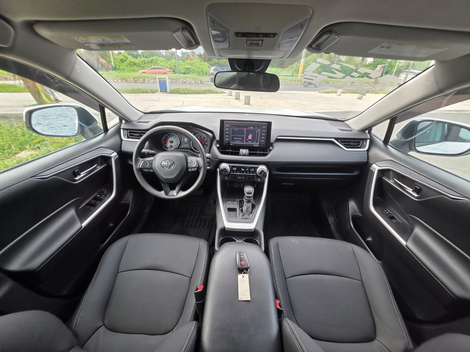 jeepetas y camionetas - TOYOTA RAV4 XLE 2021  4