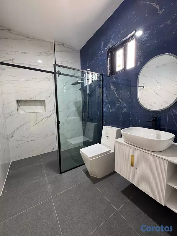 casas - vendo casa Arroyo hondo espectacular 4 habitaciones con baño 7 parqueos  5