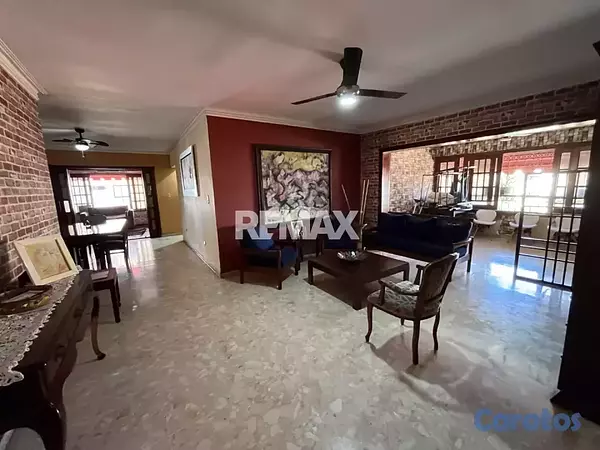 apartamentos - Venta de un apartamento amplio ubicado en Ensanche 2