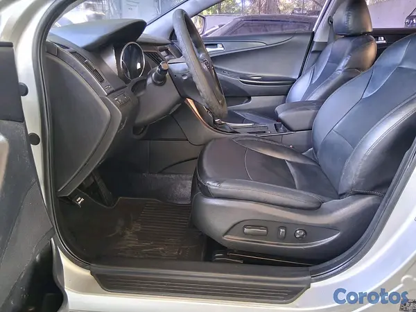 carros - hiunday y20 2015 5