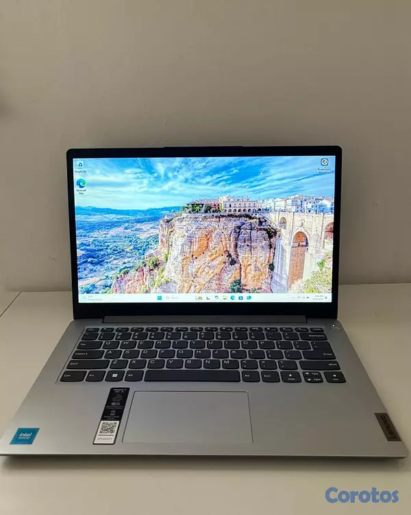 computadoras y laptops - Lenovo IdeaPad 1i Laptop  1