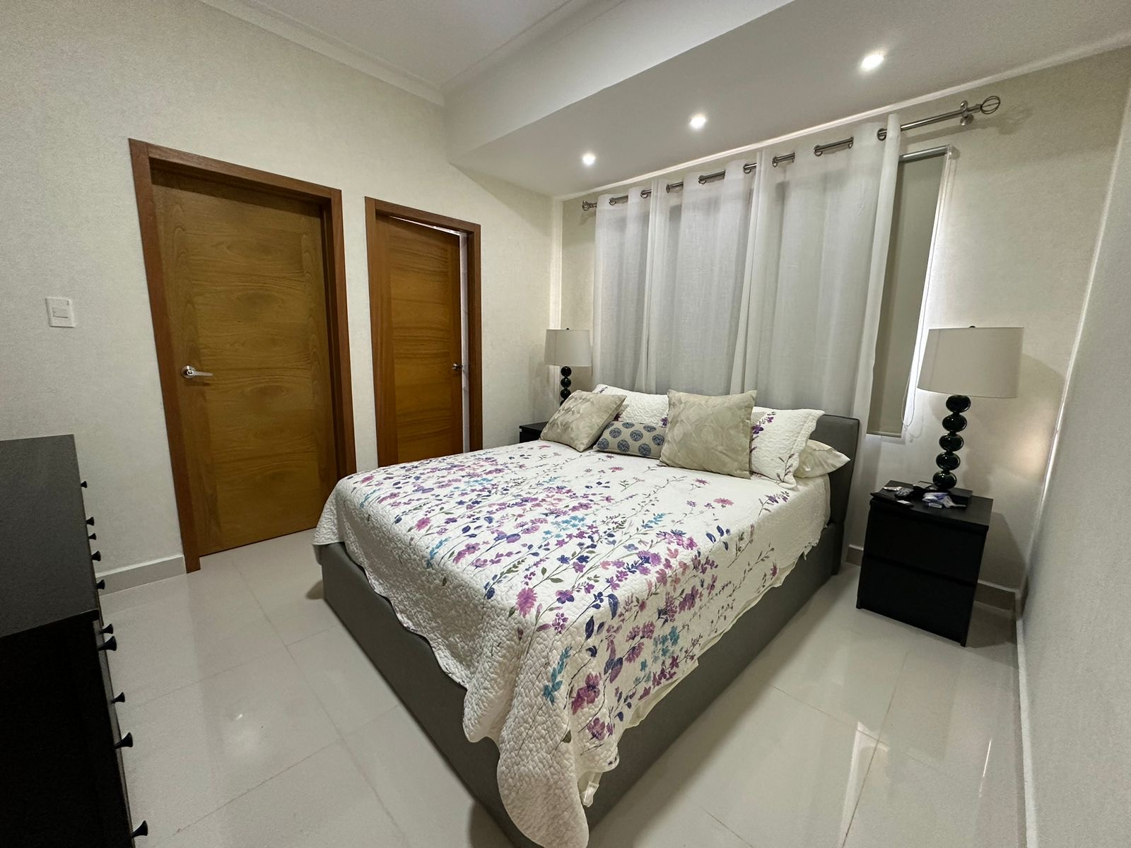 apartamentos - Alquiló piso 6 Renacimiento totalmente amueblado p 6
