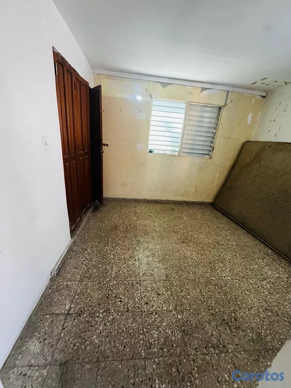 oficinas y locales comerciales - CASA PARA FINES COMERCIALES  8