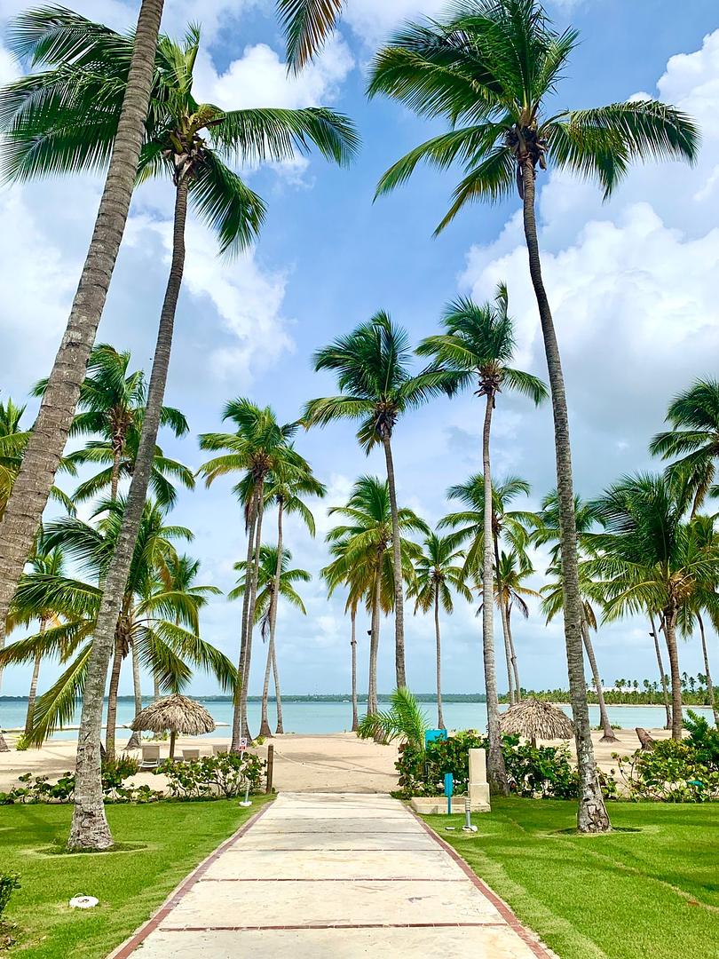 casas vacacionales y villas - Disfruta de este Paraíso tropical en Playa Nueva Romana  0