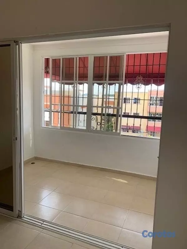apartamentos - Vendo apartamento en la Jacobo Majluta, Santo Domingo Norte  2