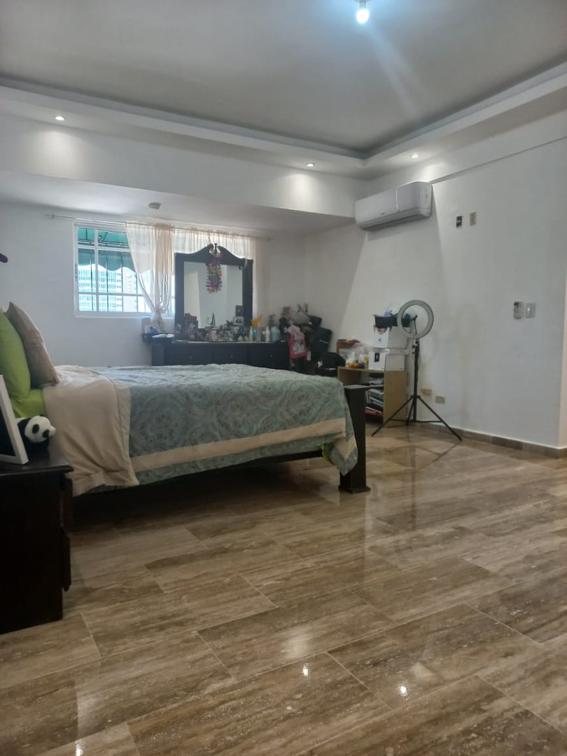 apartamentos - Se vende penthouse en La Julia 6