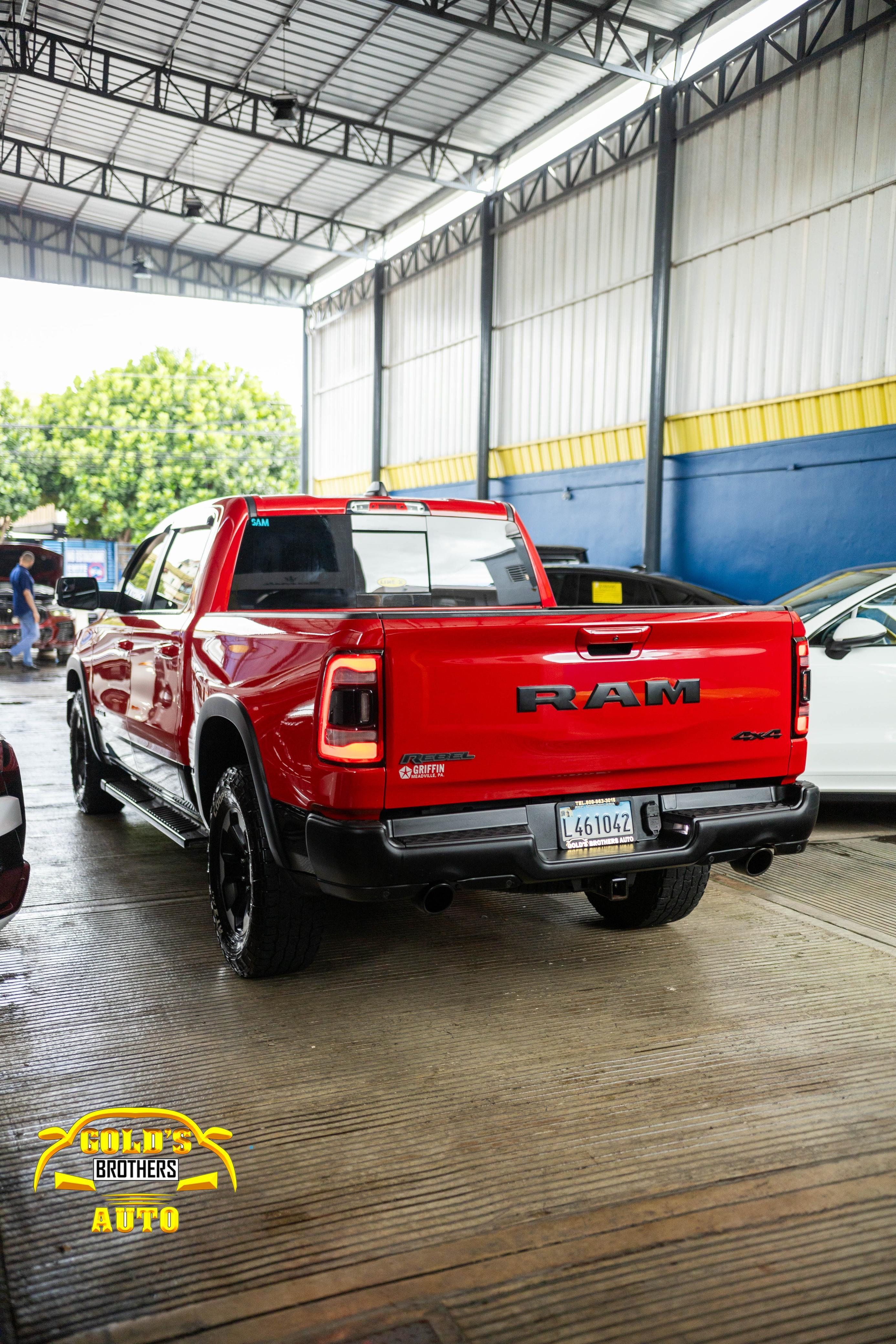 jeepetas y camionetas - Ram 1500 Rebel 2019 Clean Carfax 3