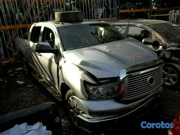 repuestos - VENDO EL MOTOR PARA 2012 TOYOTA TUNDRA 5.7L 4WD 1
