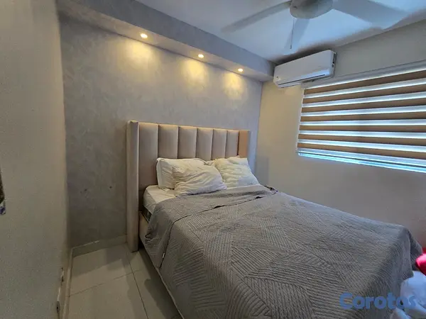 apartamentos - Apartamento con Terraza en Villas Naco Km 13 Autop 3