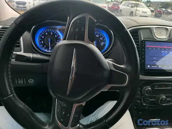carros - Crayler 300 del 2015  6
