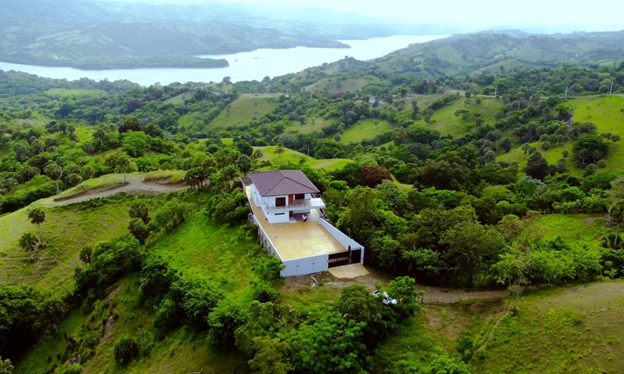 casas - Cabaña en la jina Presa De Taveras 0