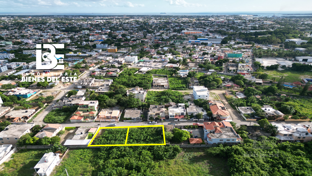 solares y terrenos - Vende 2 Solares cada uno con 400 metros, SPM. 2