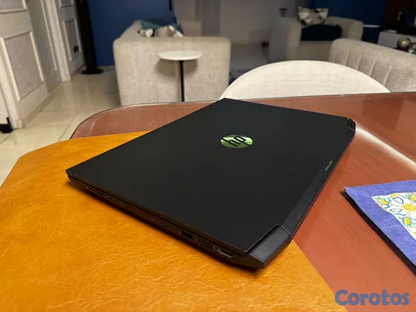 computadoras y laptops - Laptop Gaming HP Ryzen 7 GTX 1660 Ti 6GB VRAM 12GB RAM 512GB SSD 2