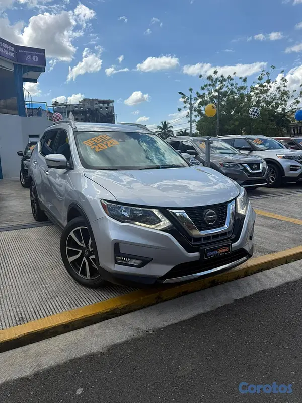 jeepetas y camionetas - Nissan Rogue SL 2020 1