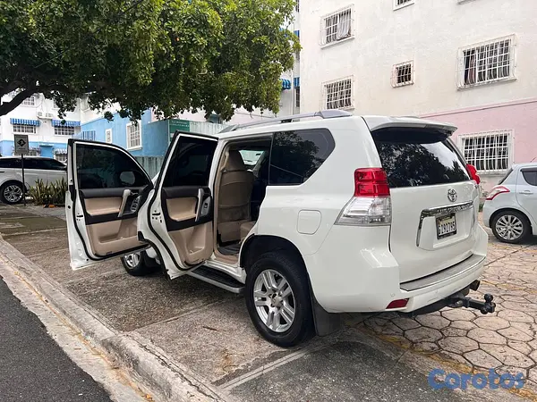 jeepetas y camionetas - TOYOTA LAND CRUISER PRADO VX 4