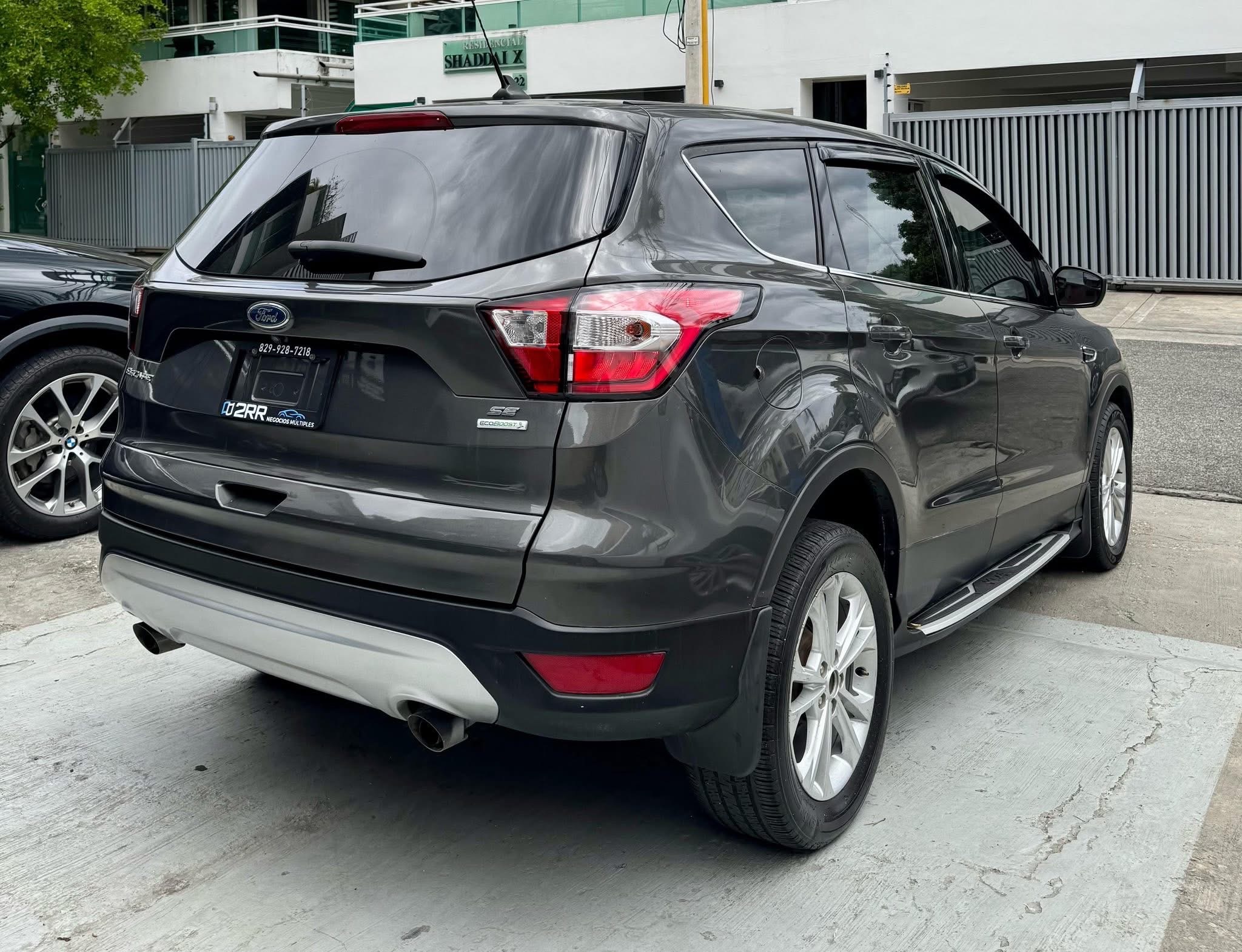 jeepetas y camionetas - Ford Escape SE 2019 6