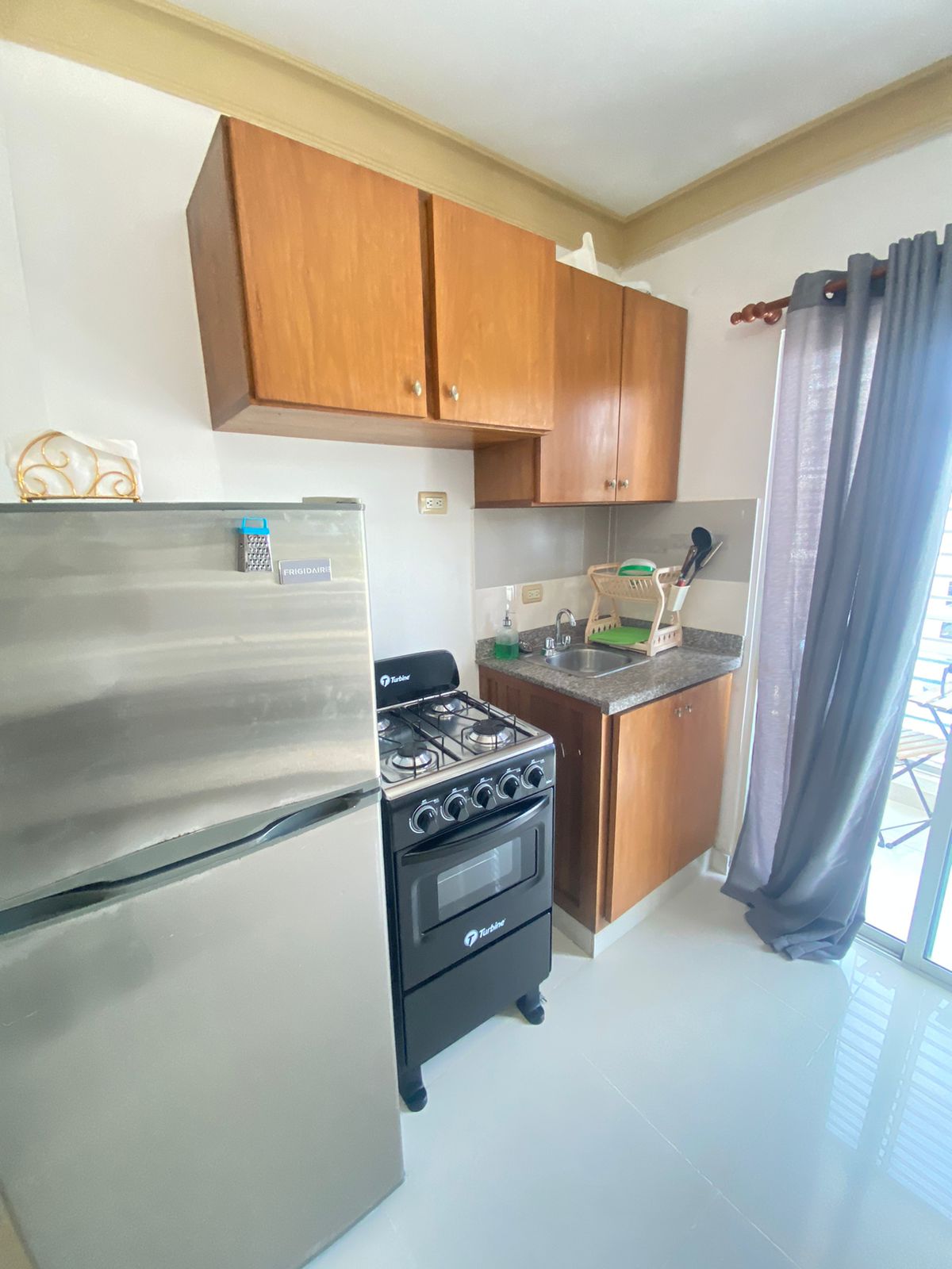 apartamentos - rento estudio amueblado 2do piso don pedro proyecto cerrado  0