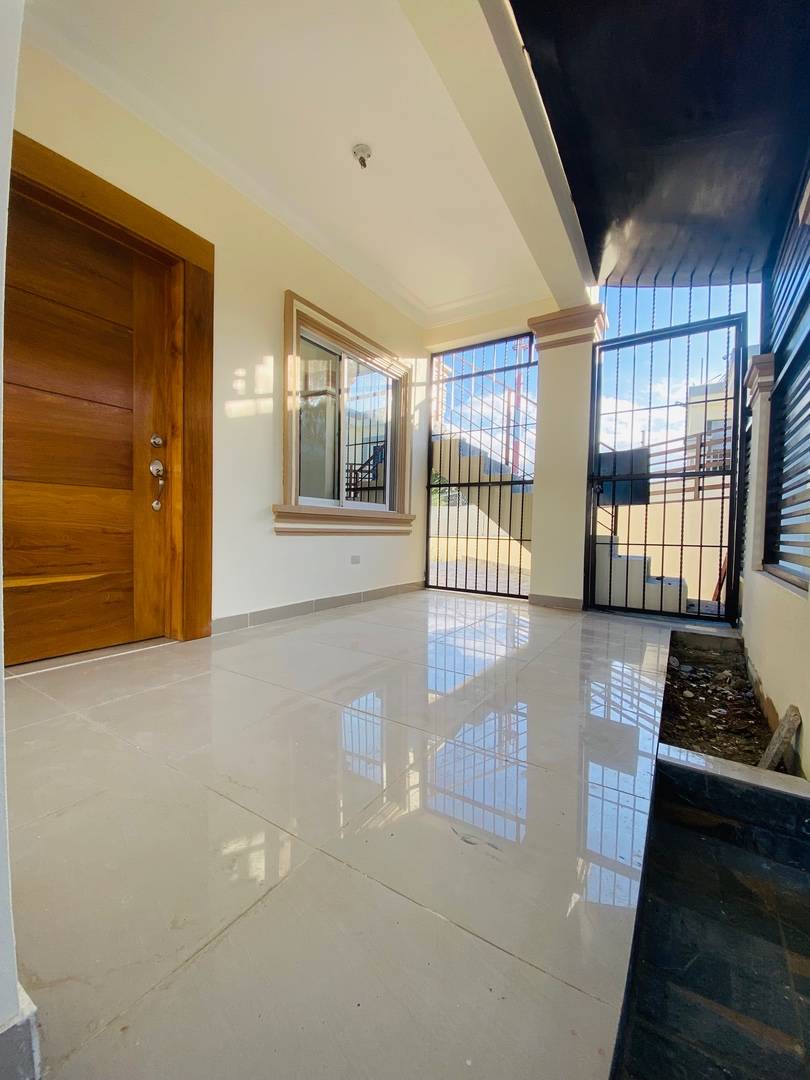 casas - CASA EN VENTA NUEVA A ESTRENAR PRÓXIMO AL JARDÍN BOTÁNICO DE SANTIAGO  1