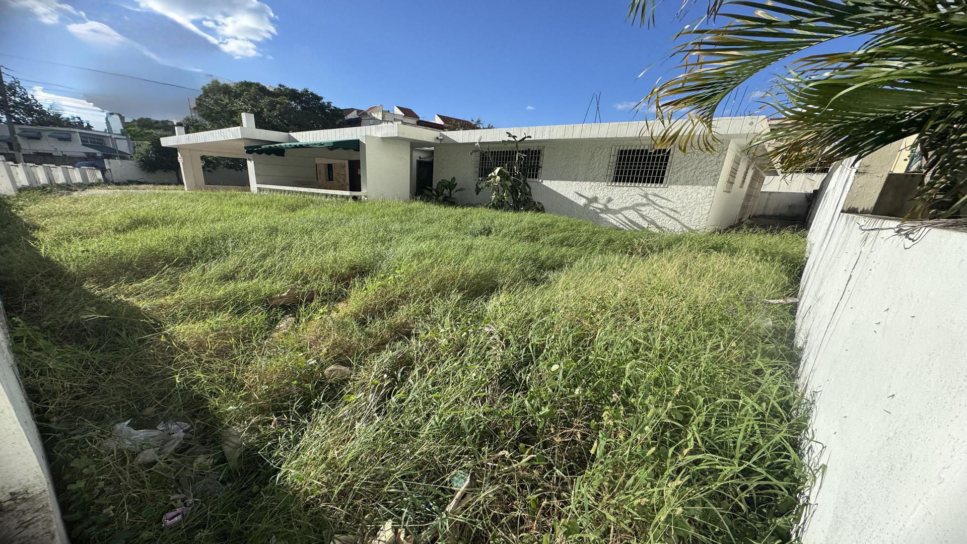 casas - Casa Comercial en Urbanización Real 0