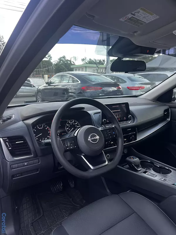jeepetas y camionetas - Nissan Rogue SV 2022 6