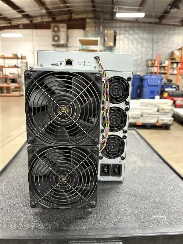 computadoras y laptops - Antminer S19a Pro 110TH 3250W 1