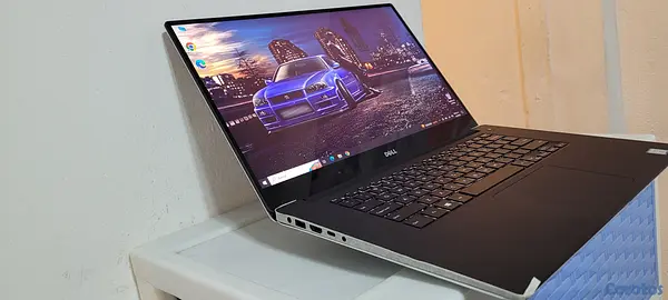 computadoras y laptops - Dell inspiron Touch 15 Pulg Core i7 8va Gen Ram 16gb Disco 512gb ssd Nvidea 10g 3