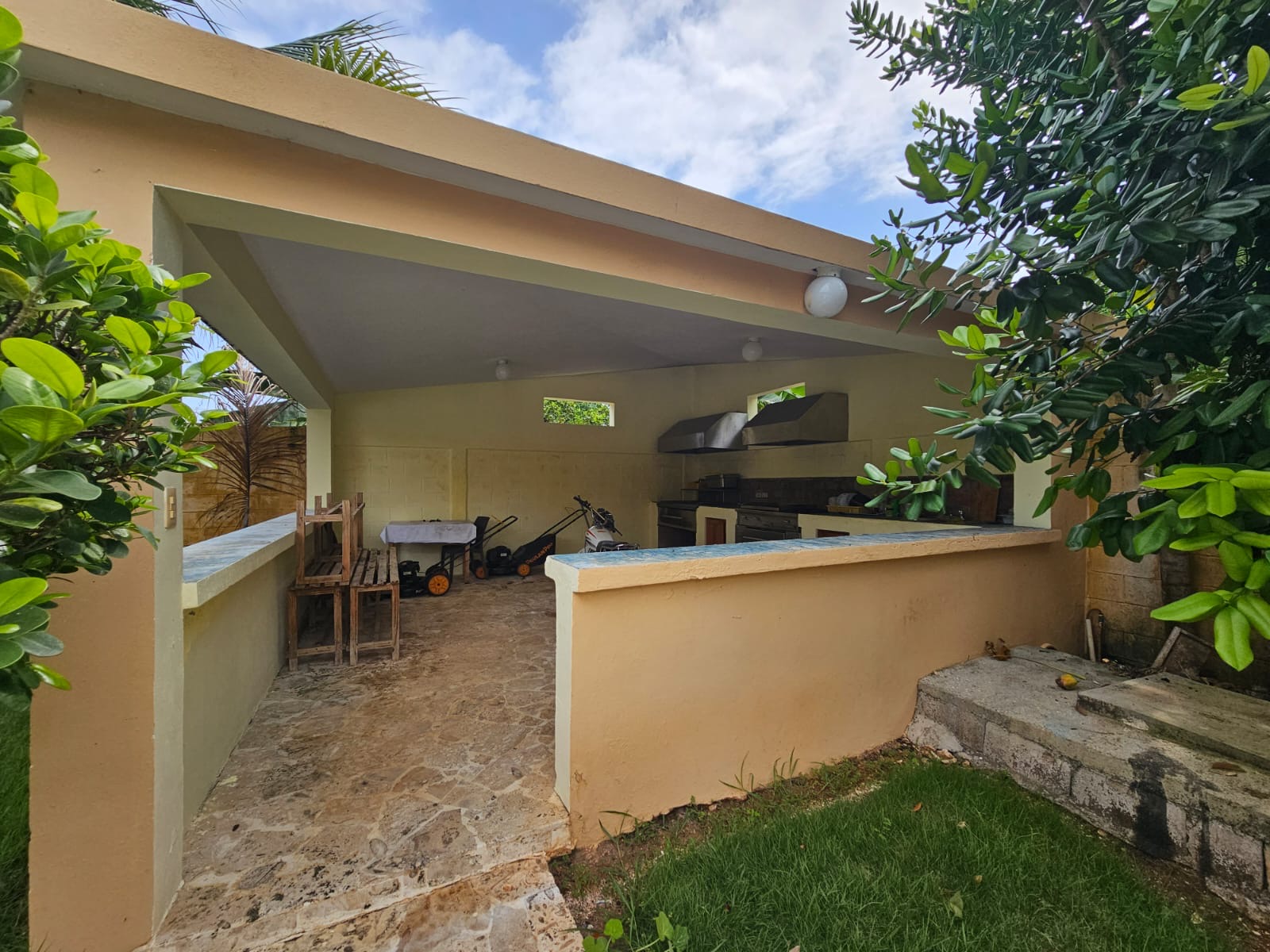 casas vacacionales y villas - Se Vende Villa en Cabrera 9