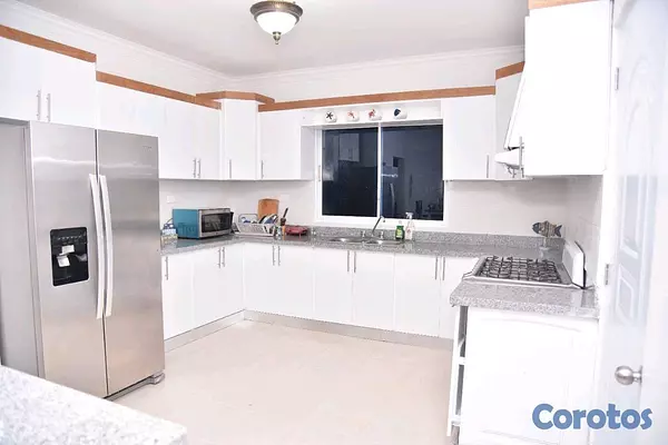 casas vacacionales y villas - Vendo Villa en Juan Dolio  4