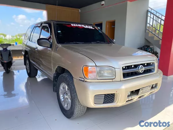 jeepetas y camionetas - Nissan Patfinder 2000  3