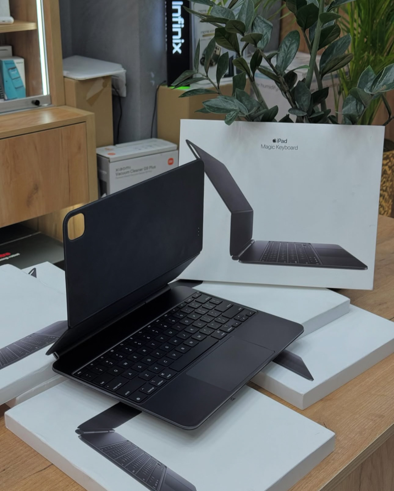 celulares y tabletas - Magic Keyboard Para iPad Pro 13” Chip M4 Nuevos Sellados  4