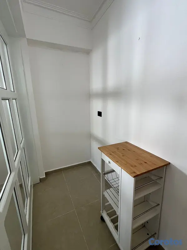 apartamentos - Apartamento de 2 habitaciones más estudio. Evaristo Morales  5