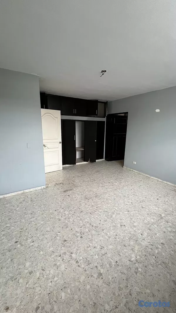 oficinas y locales comerciales - LOCAL COMERCIAL  10